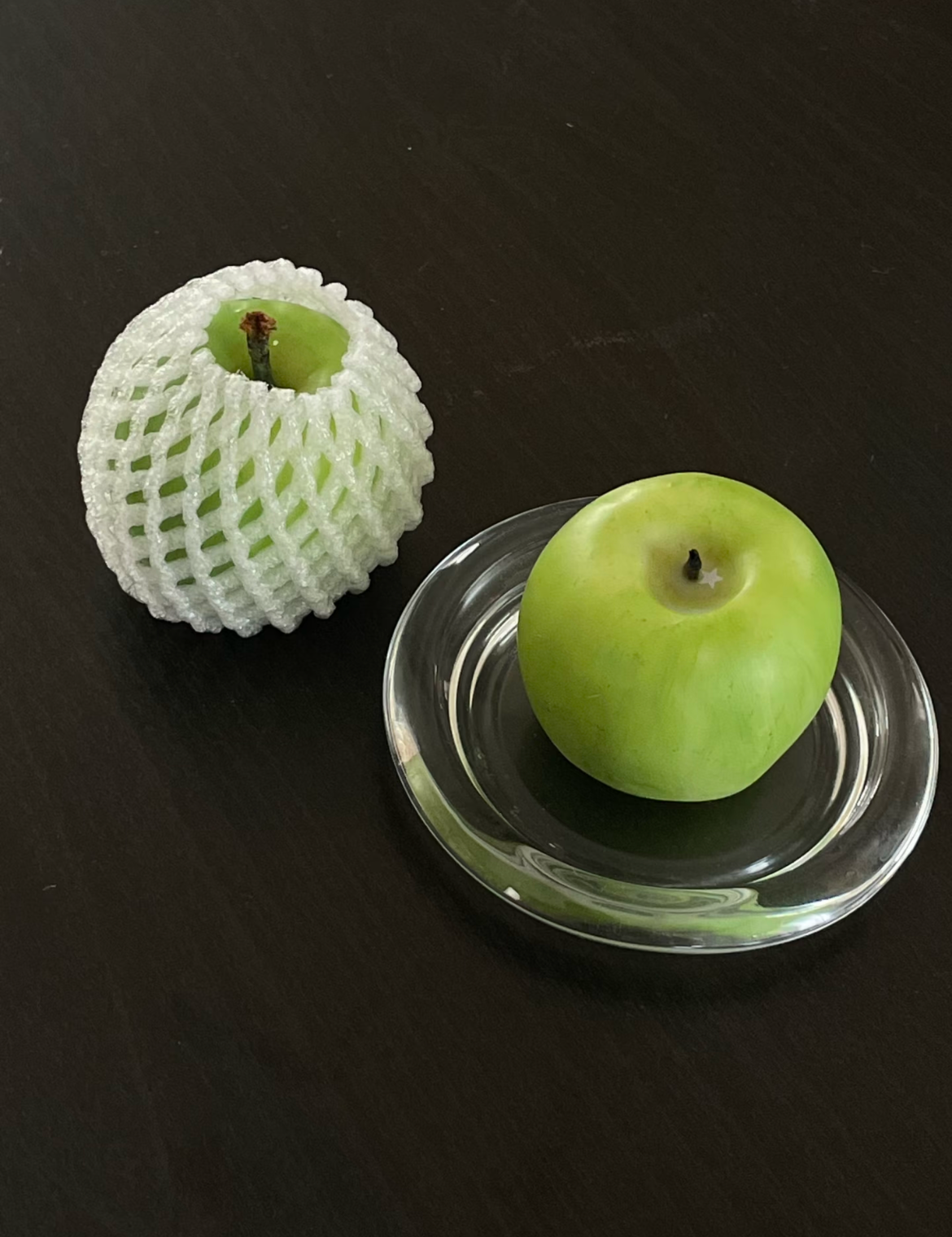 Green apple scented gift candle