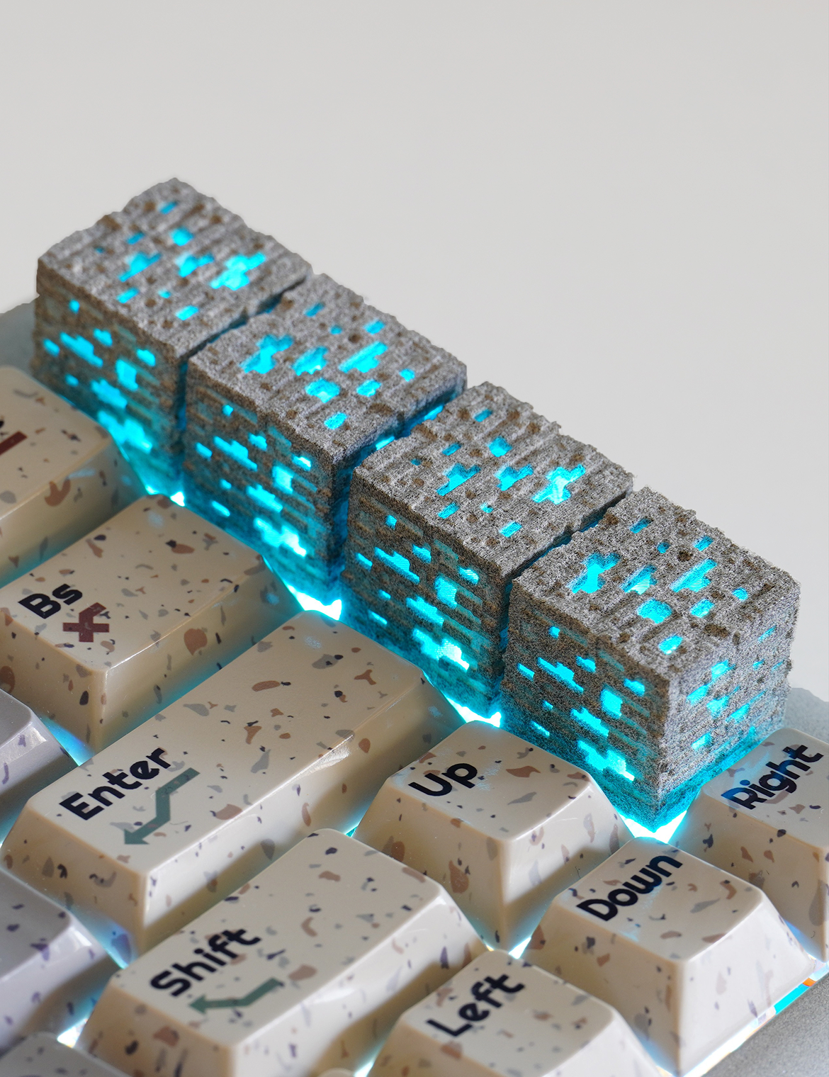 Translucent pixel-ore design keycap for mechanical keyboards